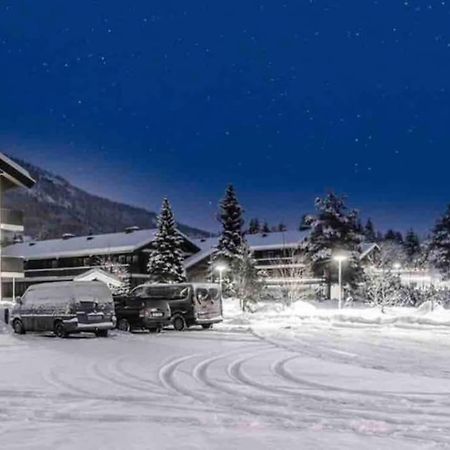 Fjellstova Storehorn Apartments Ulsak エクステリア 写真